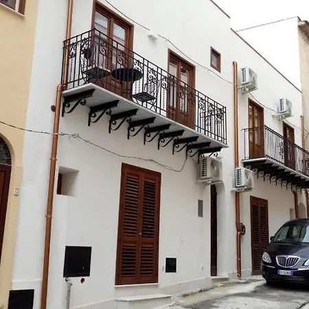 Apartamento Monolocali Leonardo *